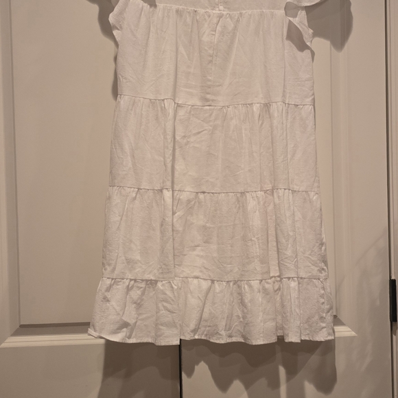 Cato Dresses & Skirts - Cato White Tiered Midi Dress with Ruffle Hem